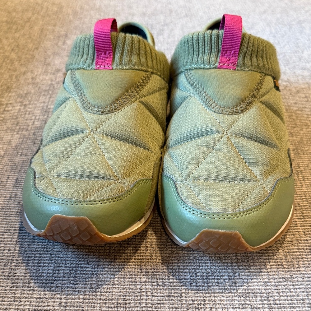 TEVA-Green/Pink: Slip-On Shoes